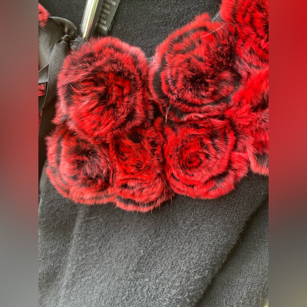 EUC Gaby & Eden Women’s Med Black Cardigan Sweater w/ Red Floral Faux Fur Collar - Picture 2 of 10